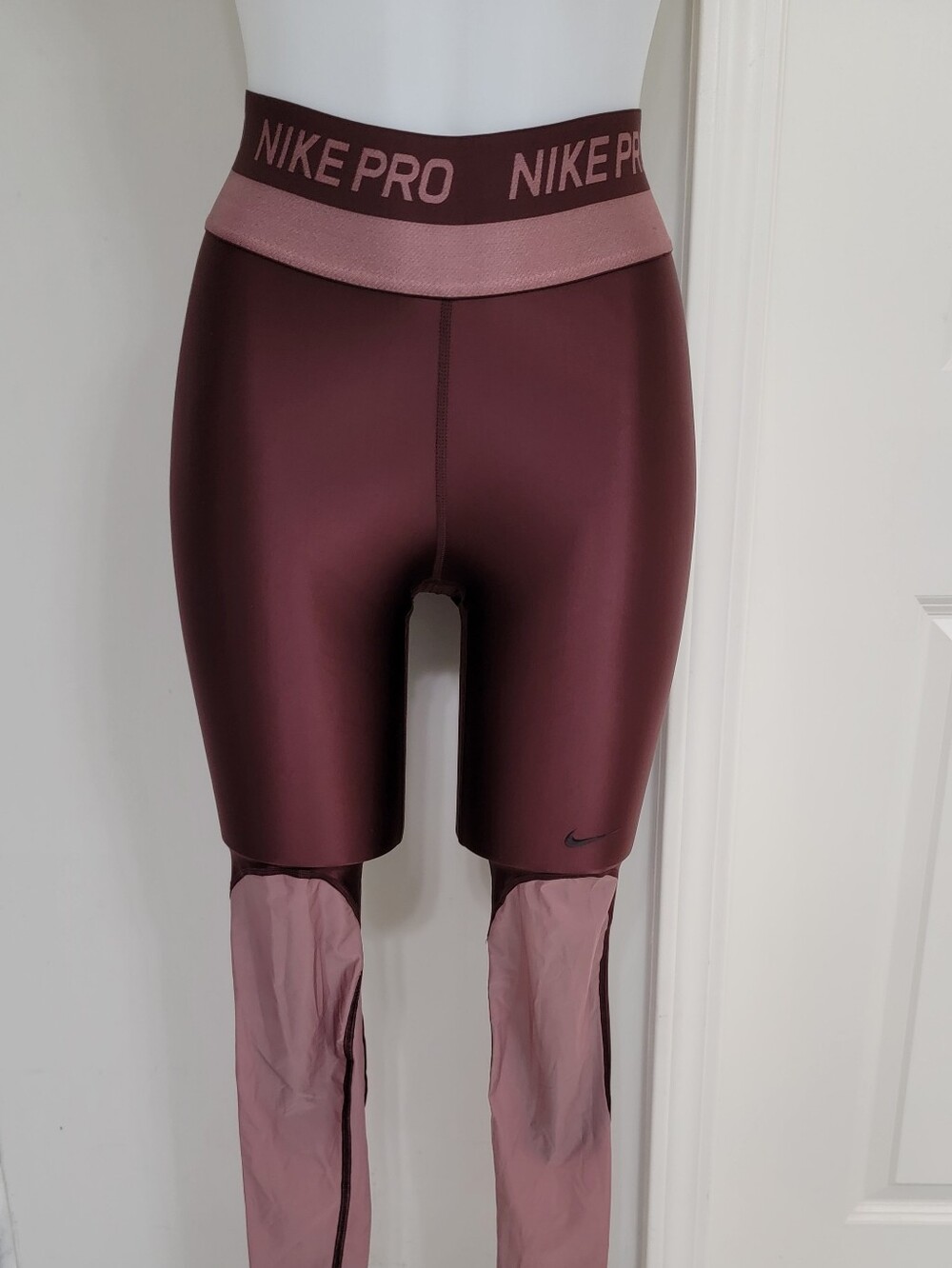Nike Two-Tone Plum & Dusty Rose Leggings
